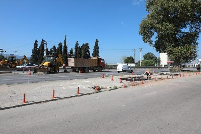 Körfez’de aciliyet gerektiren üst geçit için ilk kazma vuruldu