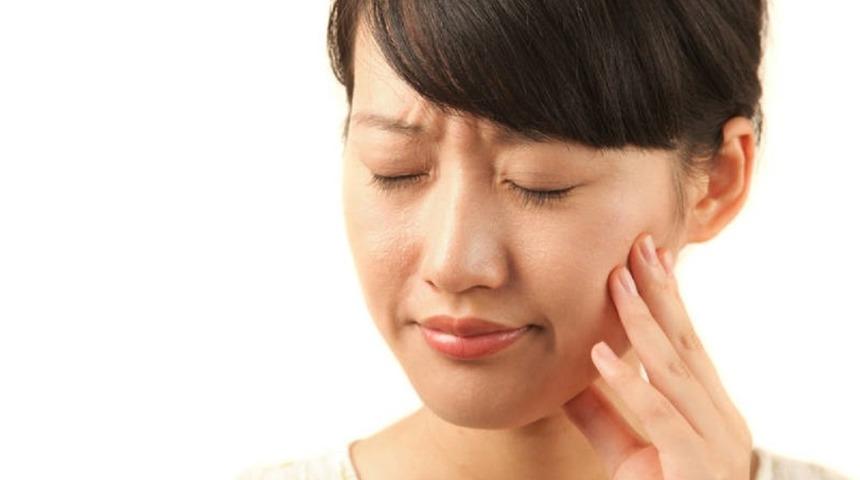 Bu alışkanlıklar dişlere zarar veriyor