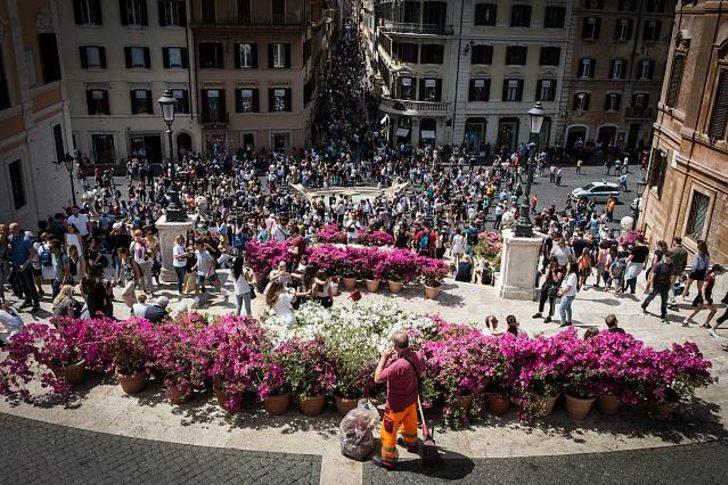 Artık oraya oturmak yasak! Oturanlara para cezası kesilecek G2