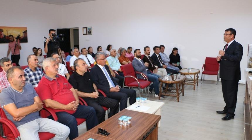 Sel&ccedil;uk&rsquo;ta T&uuml;rkiye&rsquo;nin ilk &uuml;&ccedil; boyutlu atlası tanıtıldı