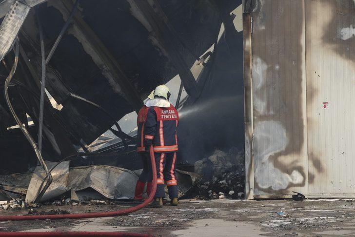 Başkentte depo yangını G3