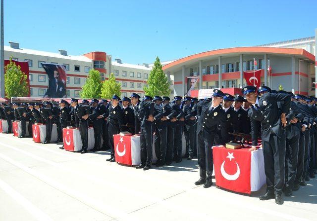 Polis Eğitim  Merkezi 23. Dönem mezuniyet töreni düzenlendi