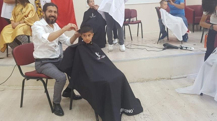 Kuaf&ouml;rlerden &ouml;rnek davranış