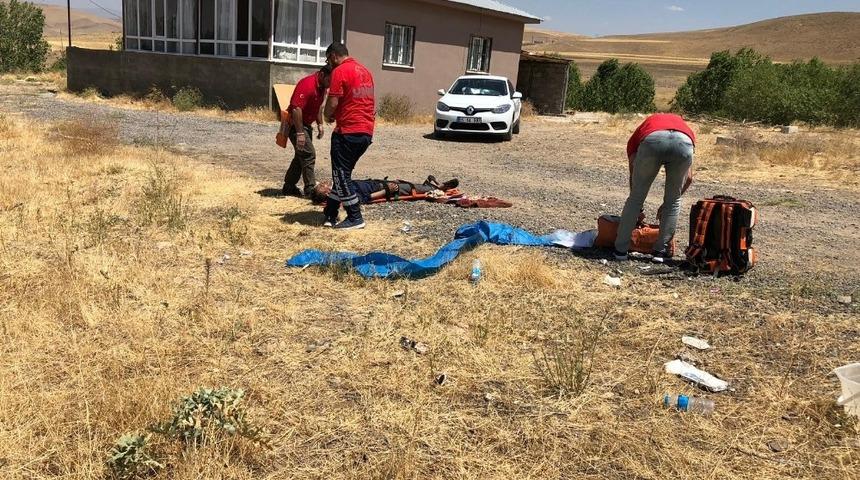 Ka&ccedil;ak g&ouml;&ccedil;menleri taşıyan minib&uuml;s s&uuml;r&uuml;c&uuml;s&uuml; g&ouml;zaltında alındı