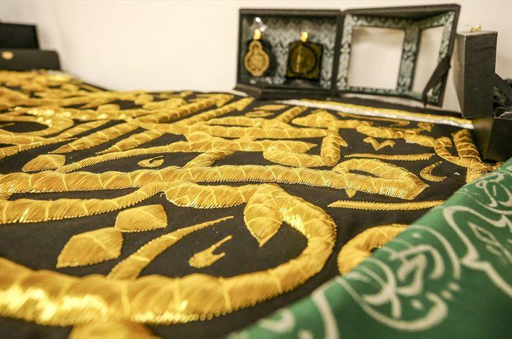 Osmanlı'nın Kabe örtüsü dünyaya tanıtılıyor G5