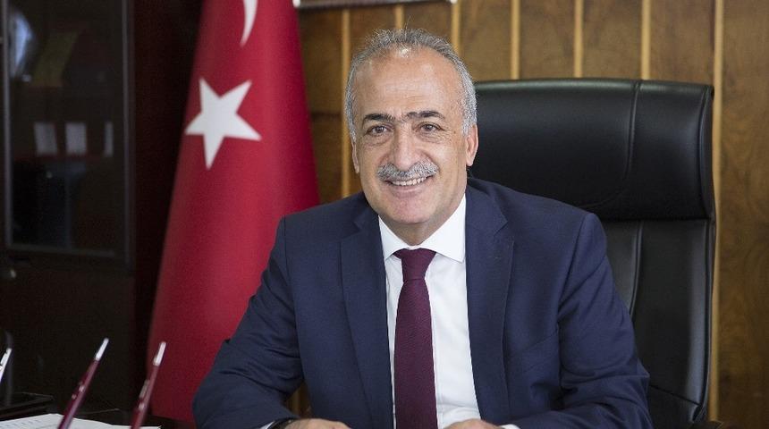 &Ouml;ğrencilerin tercihi yine Atat&uuml;rk &Uuml;niversitesi oldu