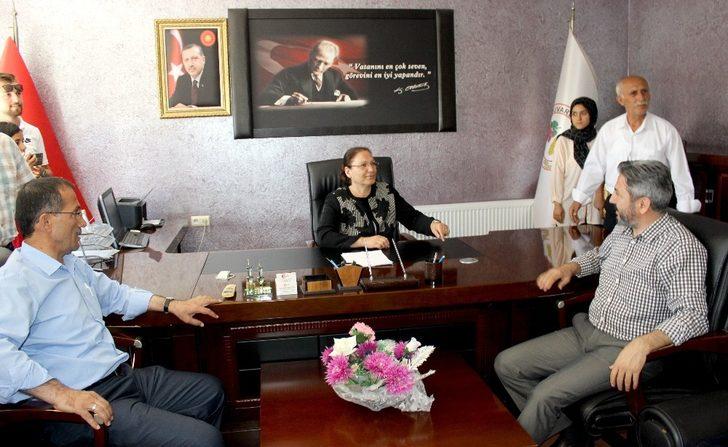 'Hükümet Kadın' filmi gerçek oldu! Makam koltuğuna oturdu G5