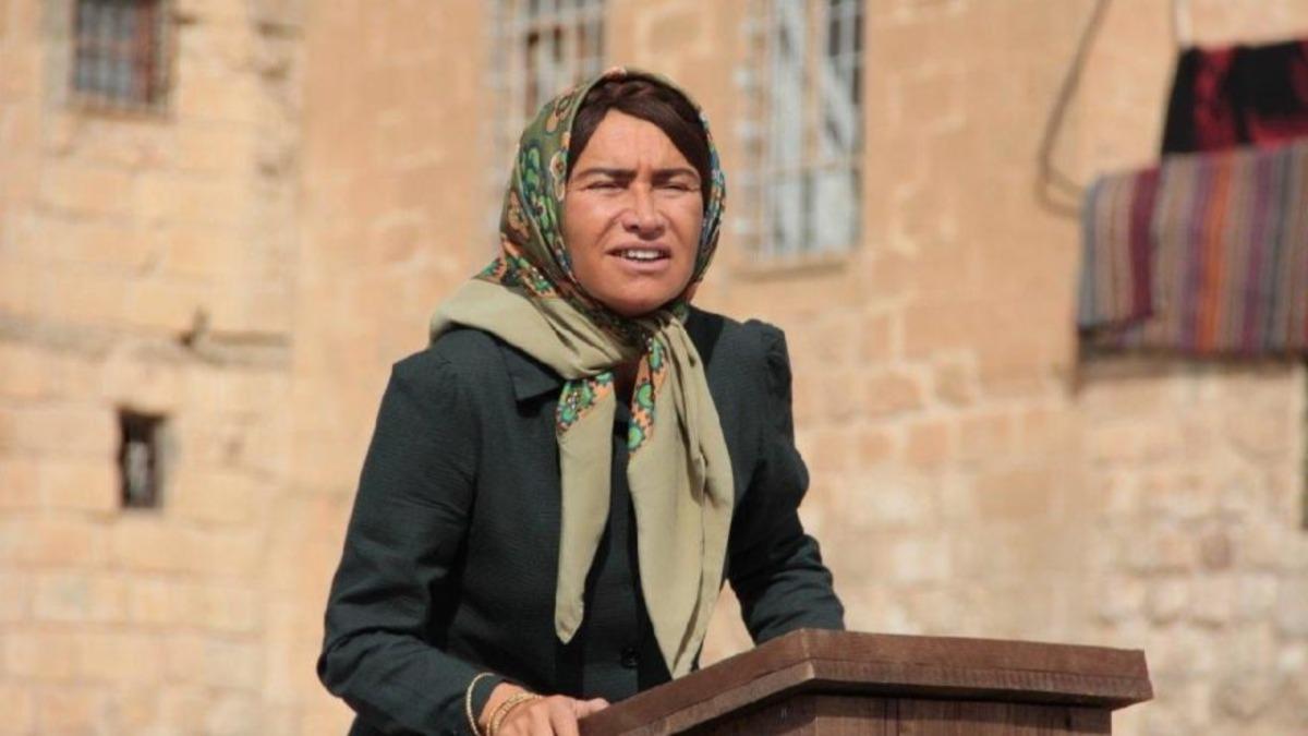 'H&uuml;k&uuml;met Kadın' filmi ger&ccedil;ek oldu! Makam koltuğuna oturdu