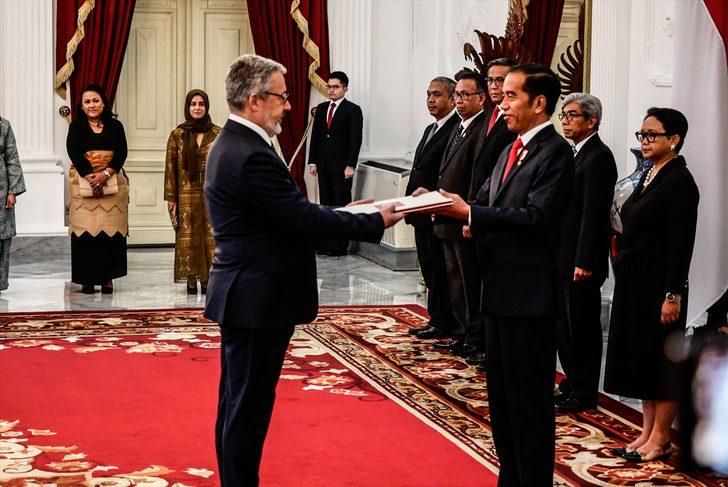 Büyükelçi Kılıç, Endonezya Devlet Başkanı'na güven mektubunu sundu G3