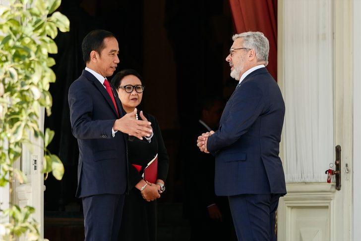 Büyükelçi Kılıç, Endonezya Devlet Başkanı'na güven mektubunu sundu G5