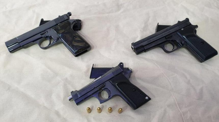 Emniyetten silah kaçakçılığı operasyonu: 3 gözaltı