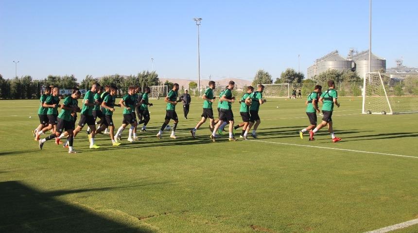 Konyaspor, Ankarag&uuml;c&uuml; ma&ccedil;ı hazırlıklarına başladı