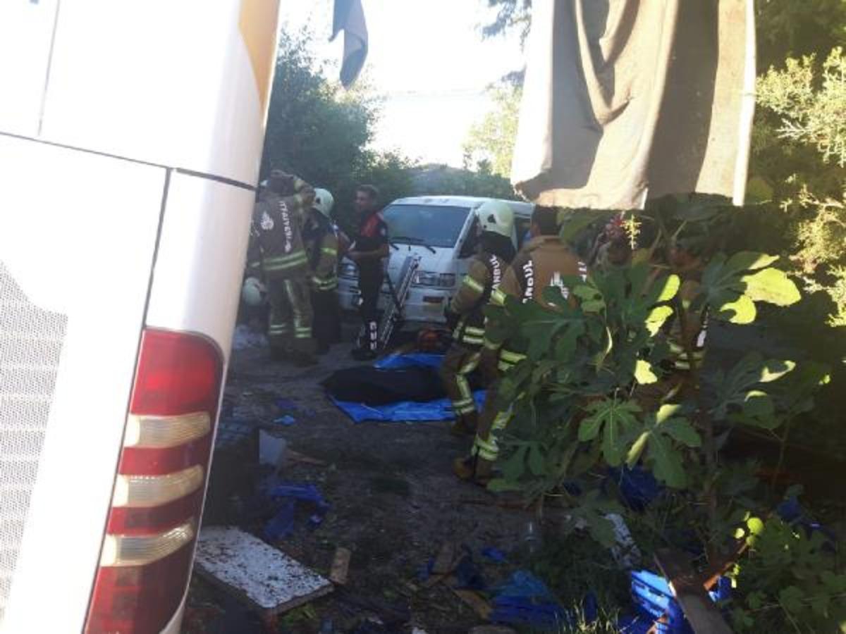 Son dakika! İstanbul'da otob&uuml;s kazası: &Ouml;l&uuml; ve yaralılar var