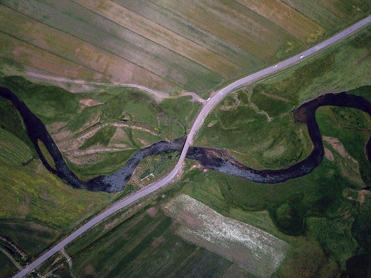 Kars'ta menderesler doyumsuz bir manzara sunuyor G3