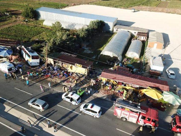 Son dakika! İstanbul'da otobüs kazası: Ölü ve yaralılar var G5