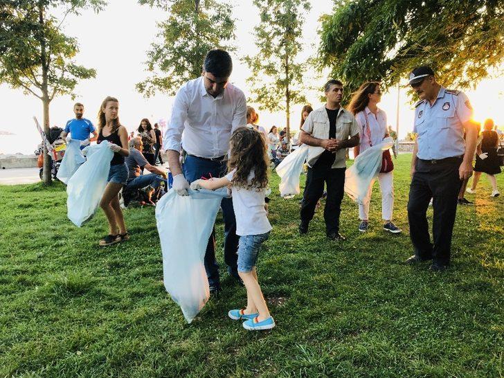 Başkan Yüksel, Kartallılar ile çöp topladı G1