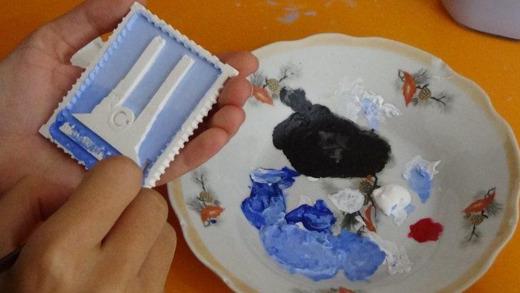 KADEM’li kadınlardan Malazgirt anıtını simgeleyen magnet G2