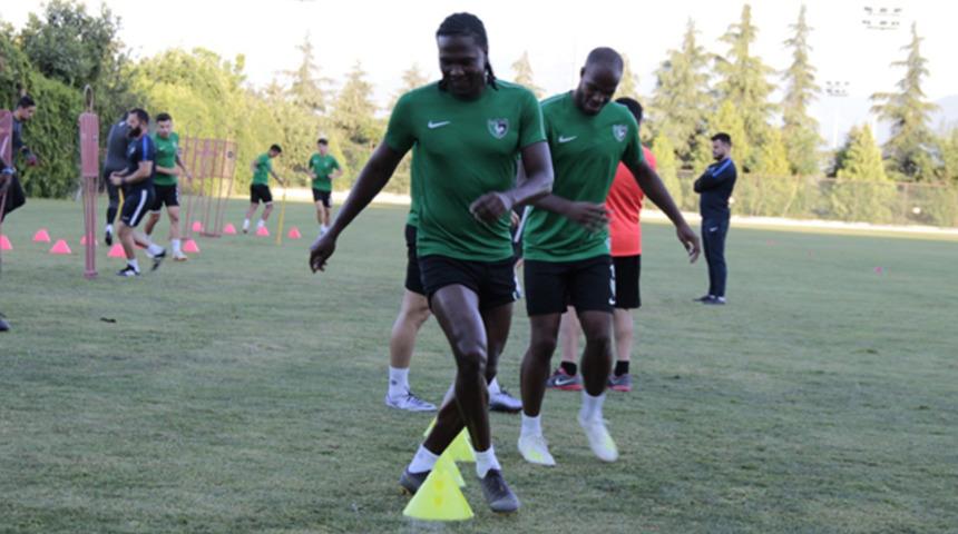 Hugo Rodallega: Lige kazanarak başlamak istiyoruz