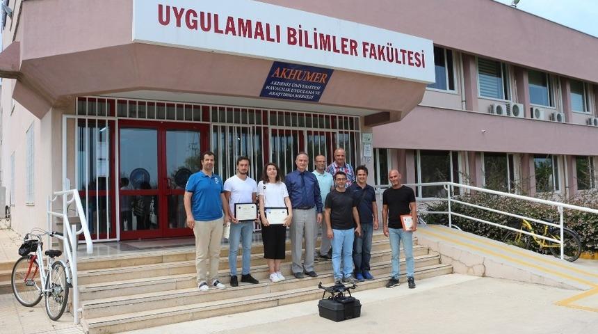 Akdeniz &Uuml;niversitesi&rsquo;nden İHA Pilotluk Eğitimi