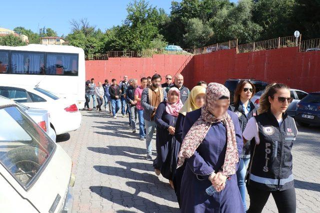 FETÖ operasyonun da 18 kişi adliyeye sevk edildi