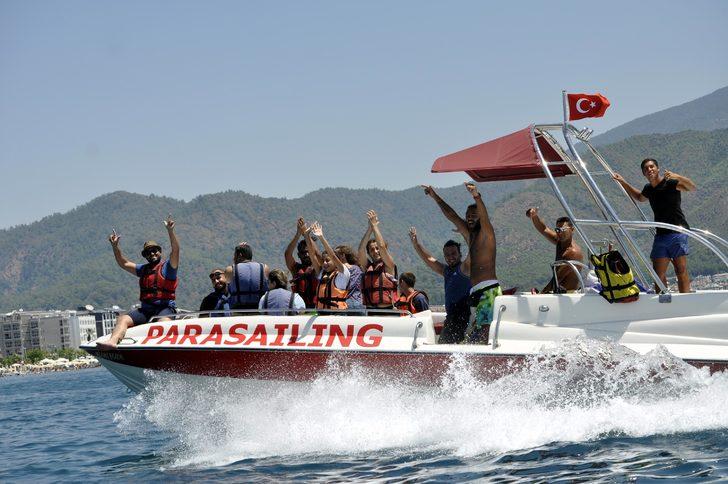 Marmaris'te bayram boyunca tatilcilere banana ücretsiz G3