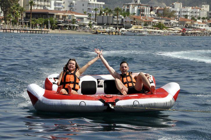 Marmaris'te bayram boyunca tatilcilere banana ücretsiz G5