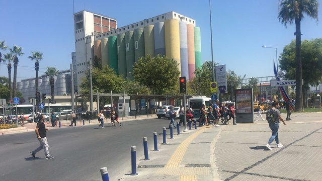 İzmir ve çevresi 4,8 büyüklüğündeki depremle sallandı (3)