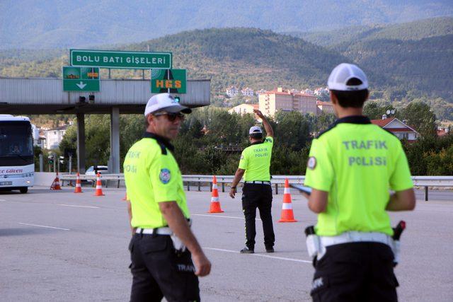 Bolu geçişinde bayram öncesi trafik önlemleri en üst seviyede