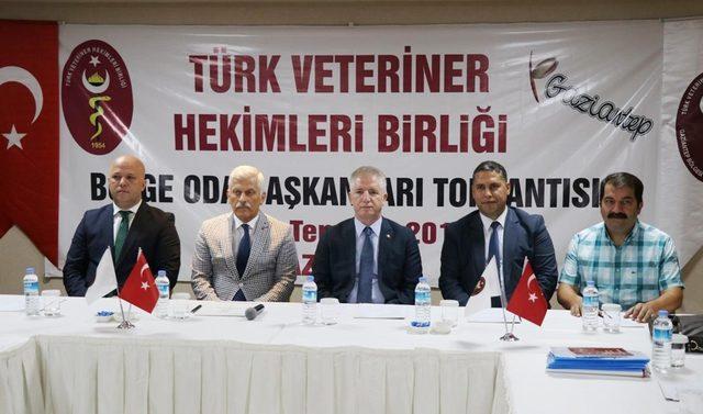 Ali Eroğlu: Veteriner hekimliğin önemini ortaya koyduk