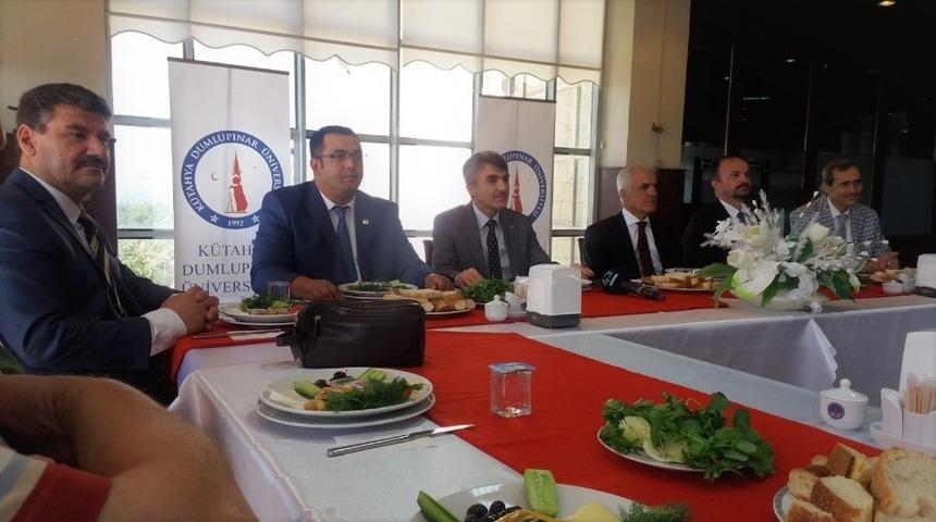 Rekt&ouml;r Kazım Uysal: "Şeffaflıktan asla &ouml;d&uuml;n vermeyeceğiz"