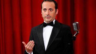 Tolga Çevik salıncaktan düştü