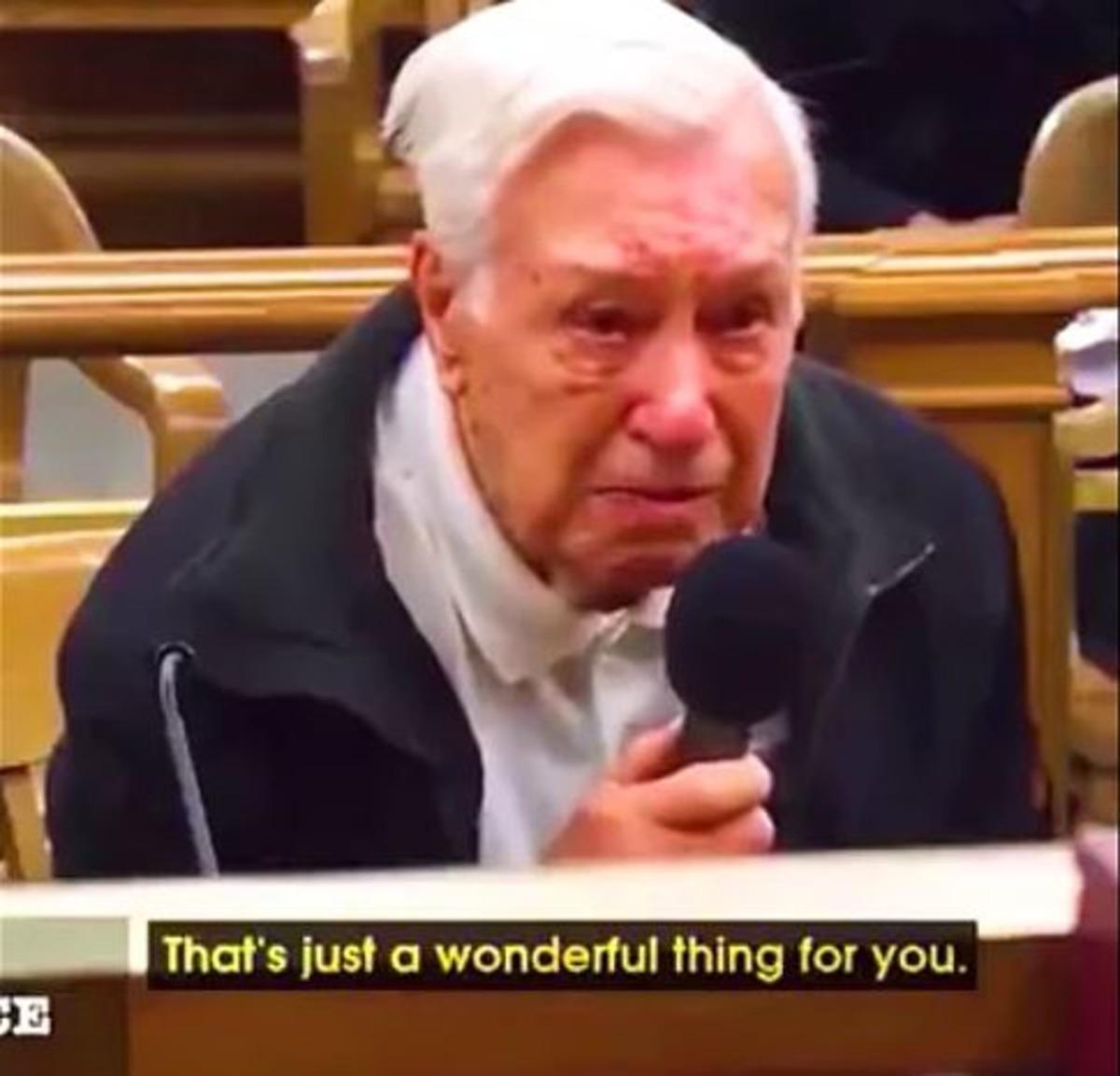 96 yaşındaki adamın savunması t&uuml;m d&uuml;nyayı ağlattı!