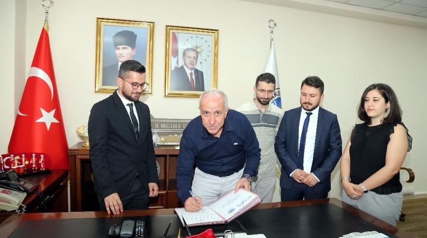 Akdeniz Belediyesi ile MSYD arasında, Suriyelilere y&ouml;nelik protokol imzalandı