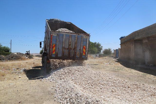 Haliliye kırsalında yol yapım çalışmaları sürüyor