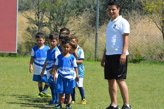 Yunusemre yaz futbol okulu sona erdi