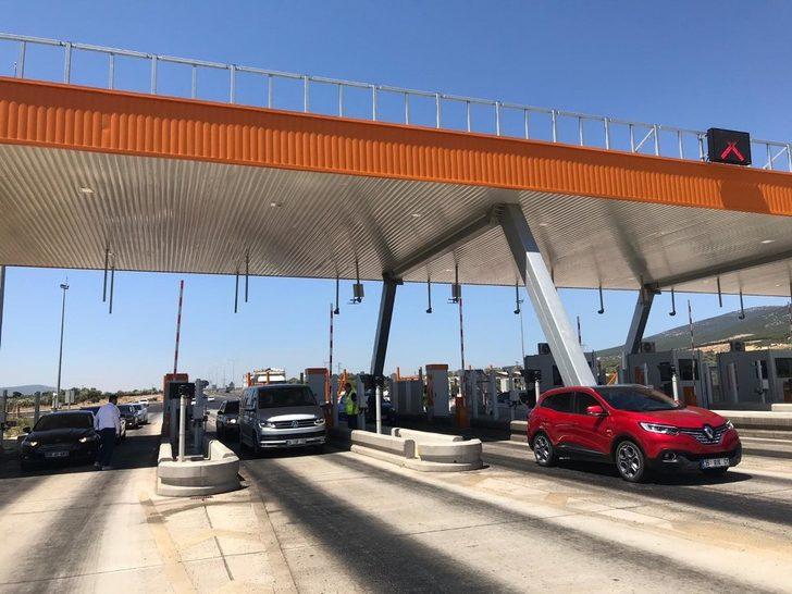 Binali Yıldırım, İstanbul-İzmir Otoyolu’nda direksiyona geçti G3