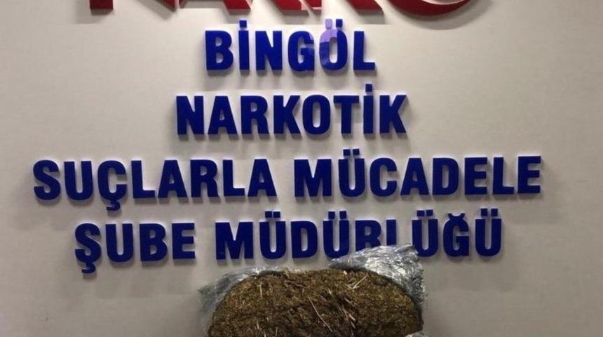 6 kilo esrarla yakalanan ş&uuml;pheli tutuklandı