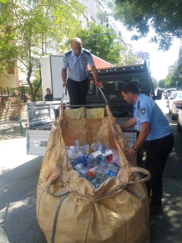 Manisa Büyükşehir zabıtasından yoğun bayram mesaisi