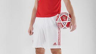 Arsenal, Kieran Tierney'yi kadrosuna kattı