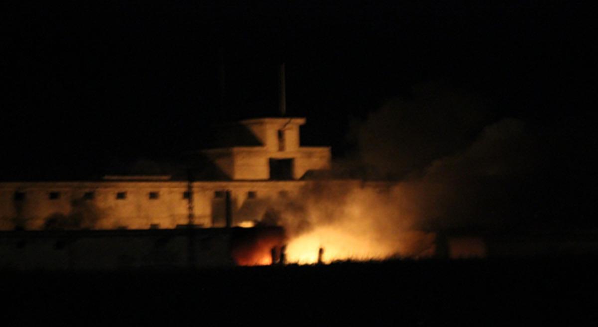 Son dakika! Reyhanlı'da askeri m&uuml;himmat deposunda patlama