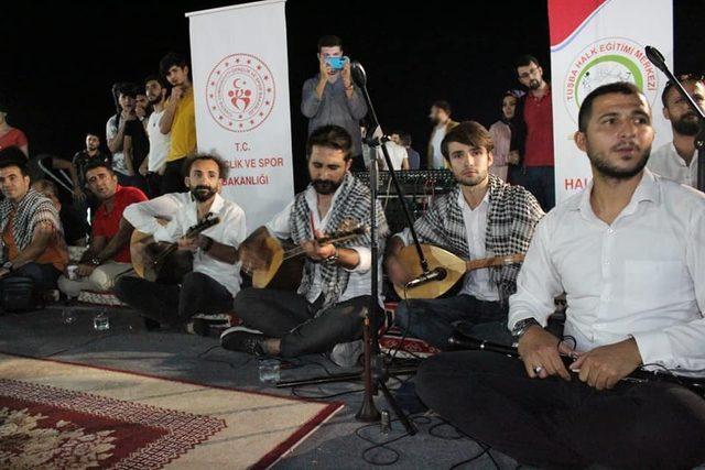 “Tuşba’dan Edremit’e Bir Nefes Muhabbet” sıra gecesi