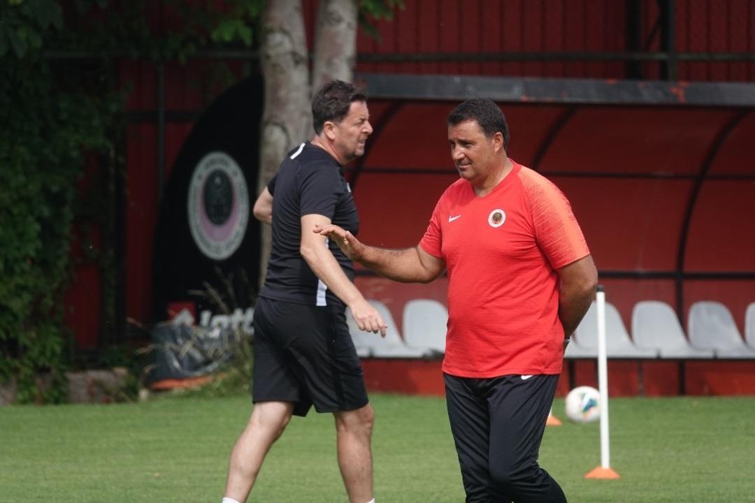 (&Ouml;zel Haber) Mustafa Kaplan: &ldquo;Ligde gen&ccedil;, dinamik, ses getiren bir takım olmak istiyoruz&rdquo;