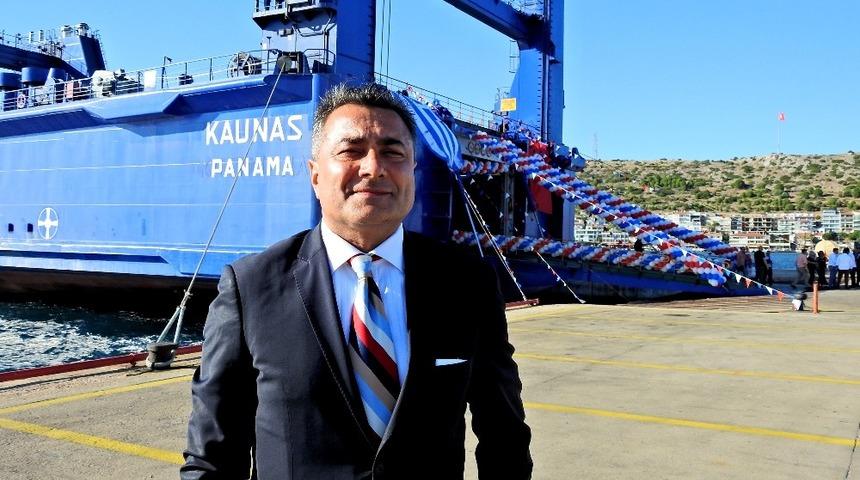 İptal edilen &Ccedil;eşme-Atina feribot seferlerinde firma 500 bin Euro zarar etmiş