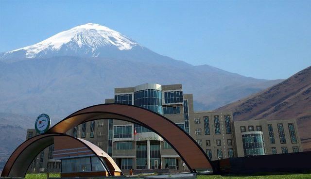 Öğrenciler in tercihi yine Iğdır Üniversitesi oldu