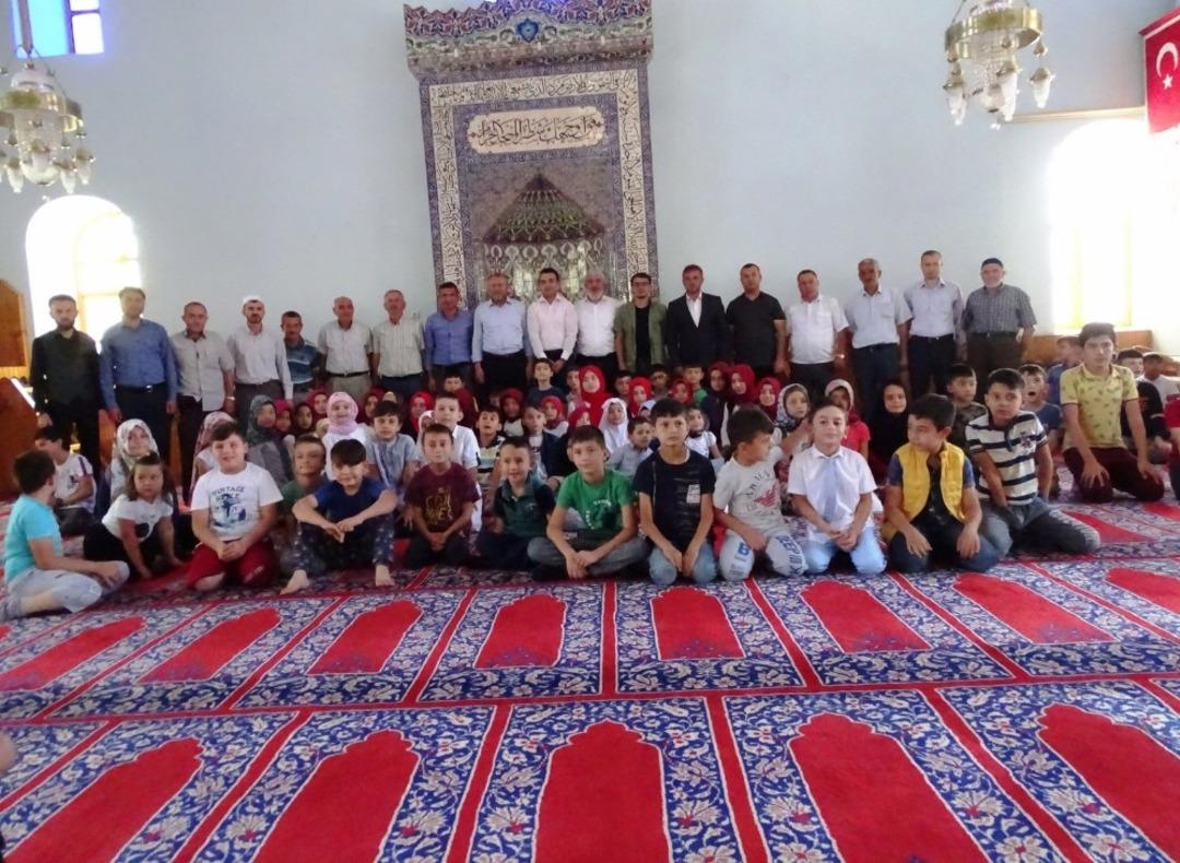 Hisarcık&rsquo;ta a&ccedil;ılan 36 Yaz Kur&rsquo;an Kursunda 620 &ouml;ğrenci &ouml;ğrenim g&ouml;rd&uuml;