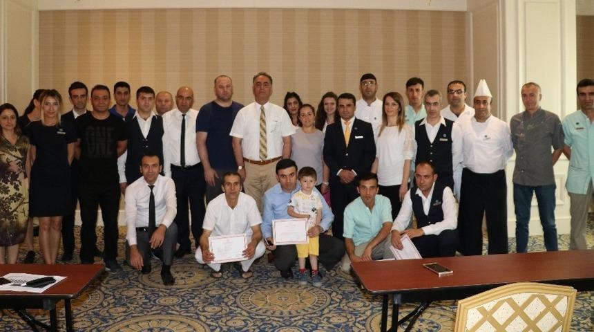 Elite World&rsquo;de sertifika t&ouml;reni