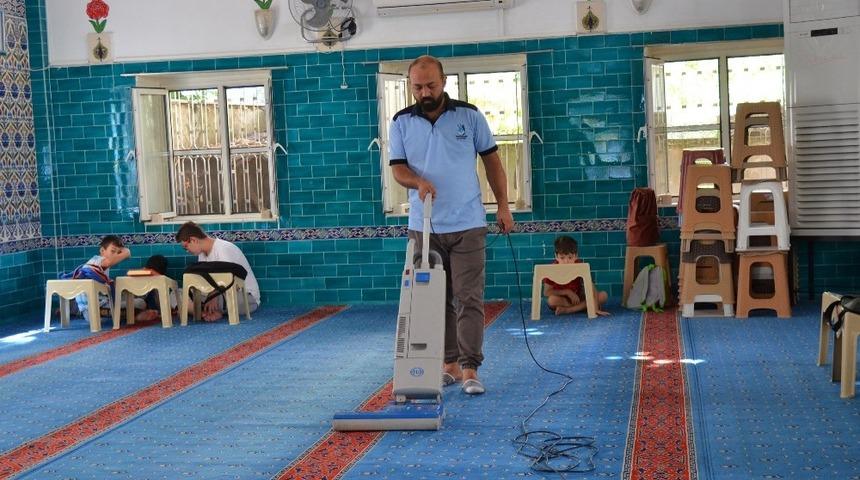 Yunusemre&rsquo;de ibadethaneler bayrama hazır