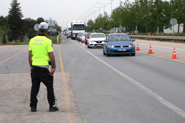 ‘Kazaların başlıca sebepleri aşırı hız ve dikkatsizlik’