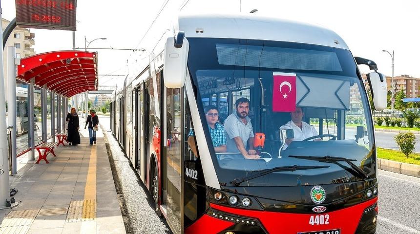 Belediye otob&uuml;sleri bayram s&uuml;resince &uuml;cretsiz hizmet verecek