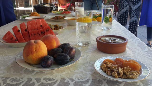 Uzmanından Kurban Bayramı’nda et ve tatlı tüketimi